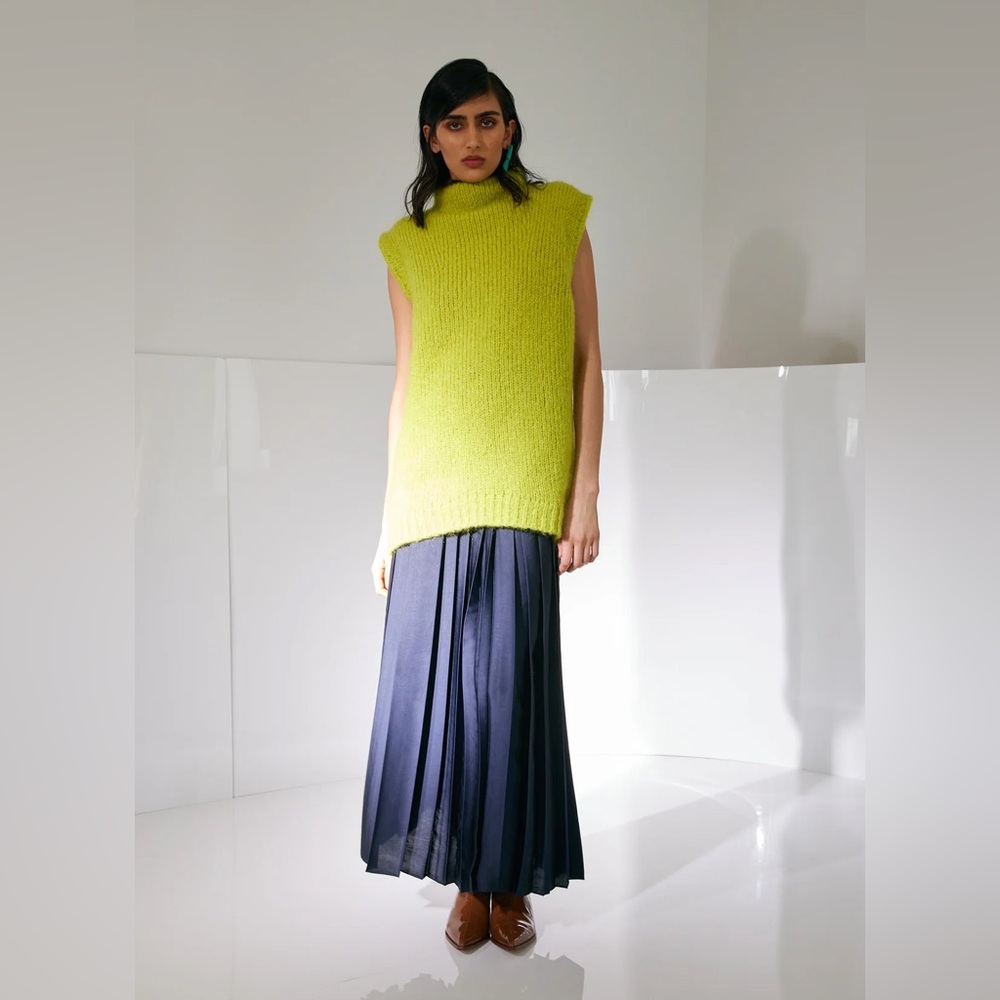 NWT Tibi Feather Weight Pleated Pull On Maxi Skirt Navy Size XS